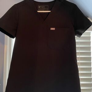 FIGS Black V-Neck Scrub Top